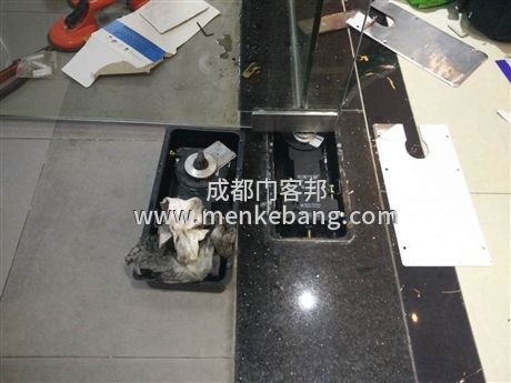 地彈簧門鎖怎么安裝,地彈簧門鎖安裝方法 地彈簧門鎖怎么安裝,地彈簧門鎖安裝方法